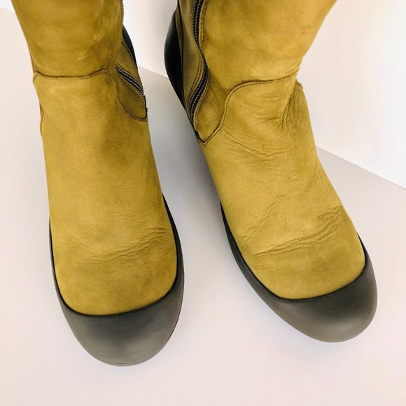 Nubuck Fur Trimmed Camper Boots - Picture 7 of 9